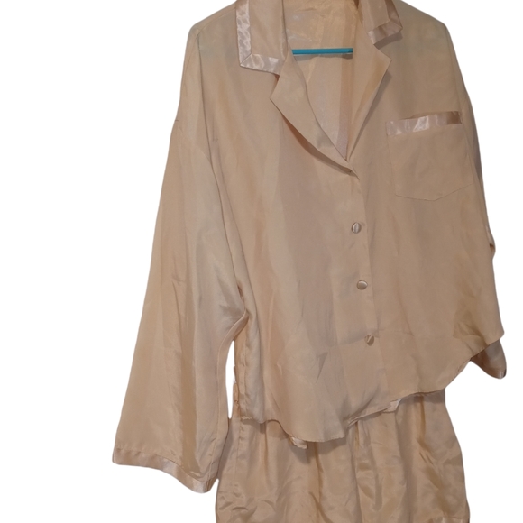 Vintage Victoria's Secret shortie PJ set - Picture 4 of 10